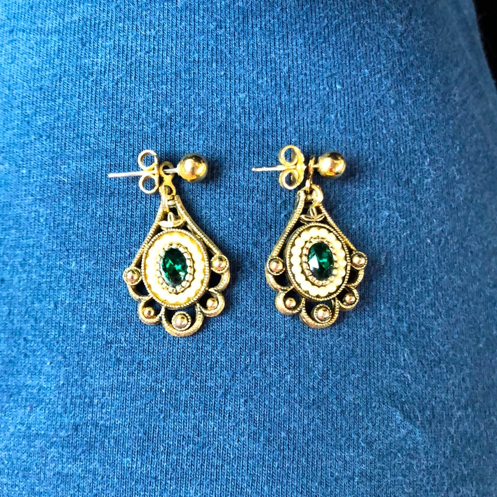 AVON EMERALD RHINESTONE PENDANT PEARL EARRINGS VINTAGE JEWELRY 1980'S